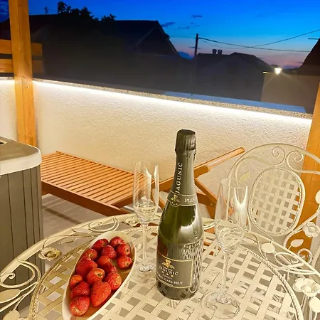 House Blazov Dvor By Tourist Adria Group * Zaton (Zadar)