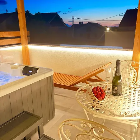 House Blazov Dvor By Tourist Adria Group בית נופש *