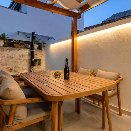 House Blazov Dvor By Tourist Adria Group בית נופש זאטון