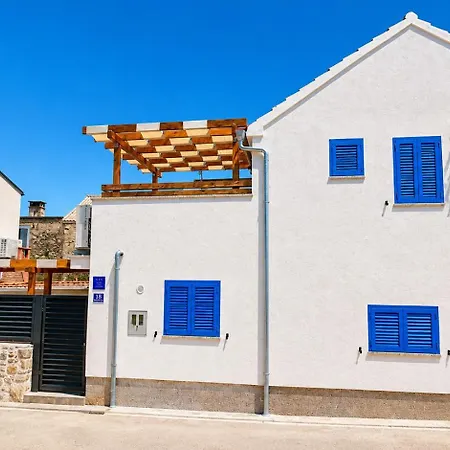 House Blazov Dvor By Tourist Adria Group בית נופש *